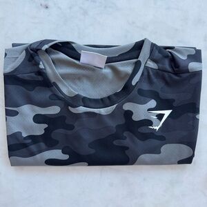 Men’s Gymshark Camo Jersey-Style T-Shirt